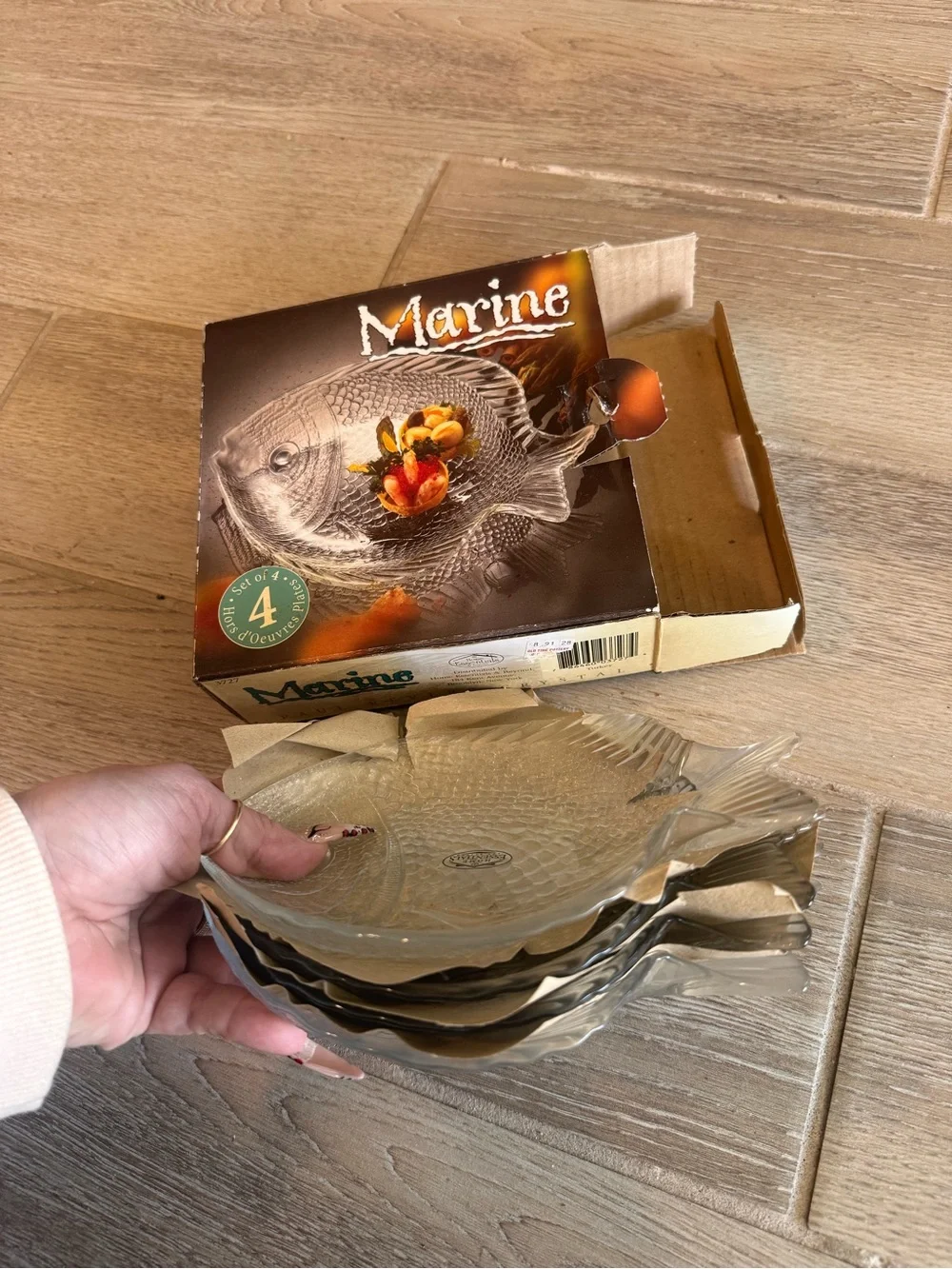 Set of 4 Marine Clear Glass Fish Plate by Marine